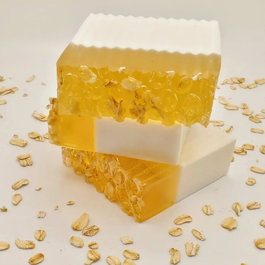 Jabón de glicerina con avena y miel