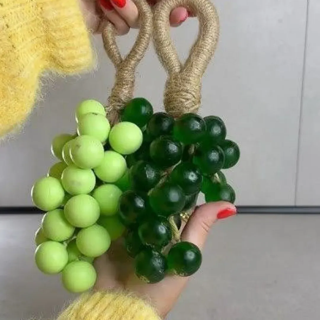 Jabón de glicerina decorativo en forma de uvas