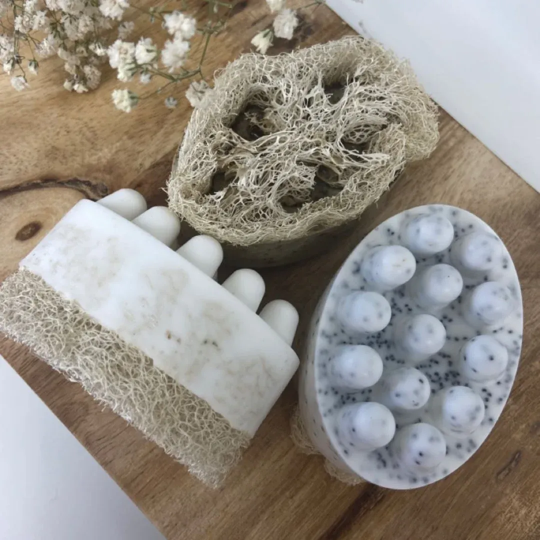 Jabón de masaje con loofa y mármol
