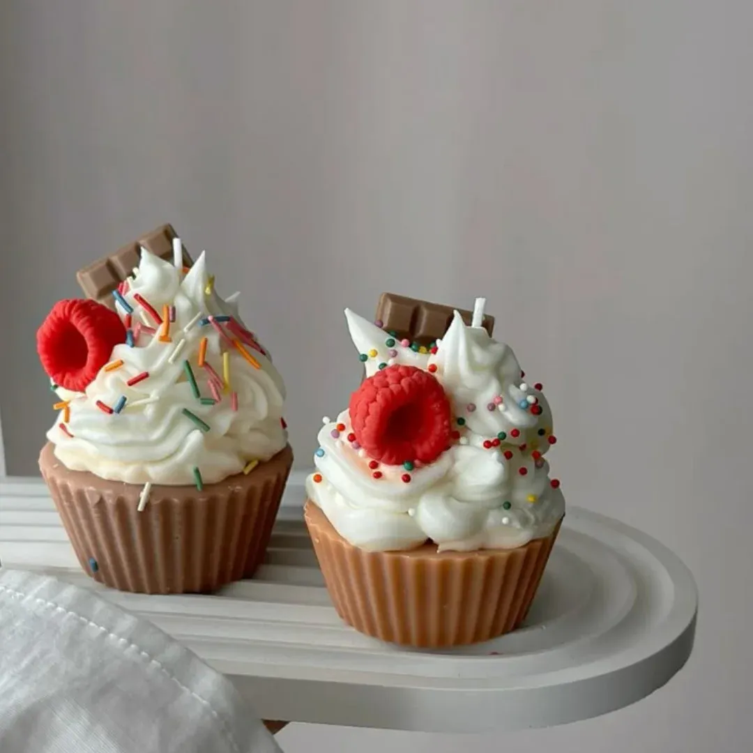 Vela cupcake de frambuesa con crema