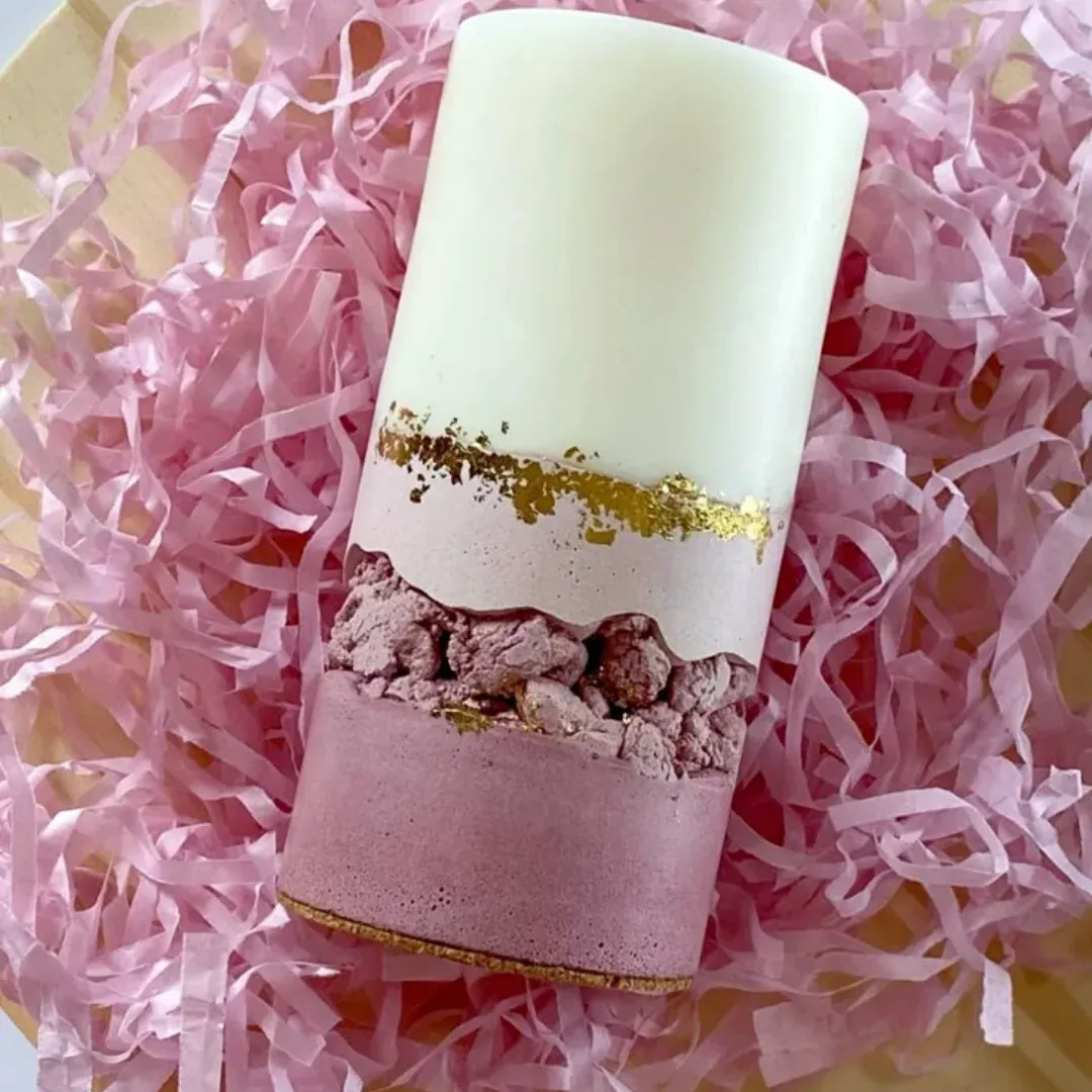 Vela pilar con cristales rosas