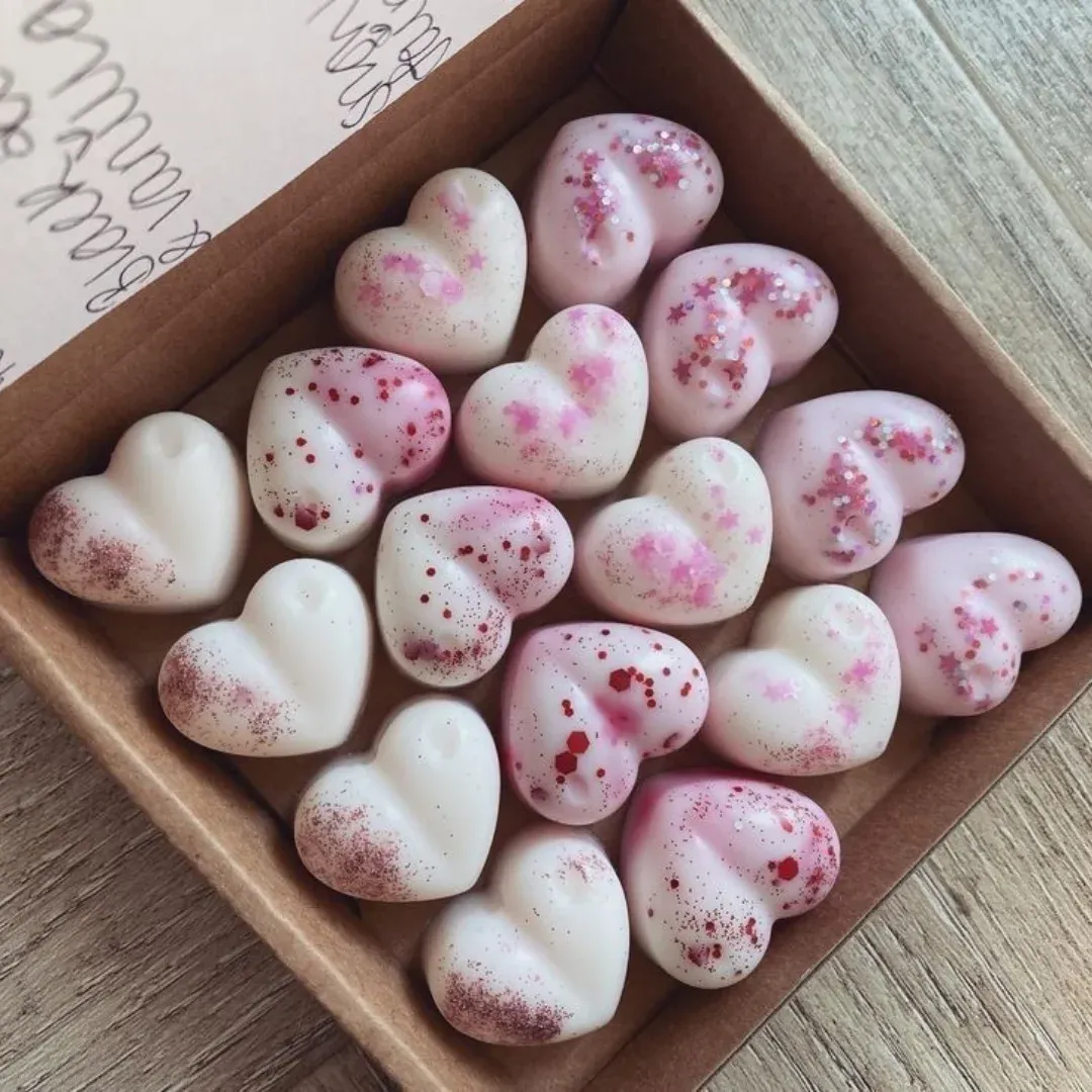 Wax melts en forma de corazones con glitter